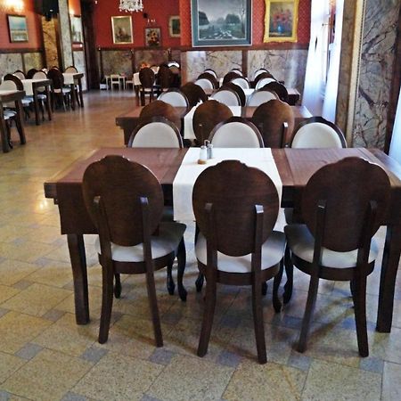 Noclegi Przy Restauracji Klemens Szczebrzeszyn Eksteriør bilde